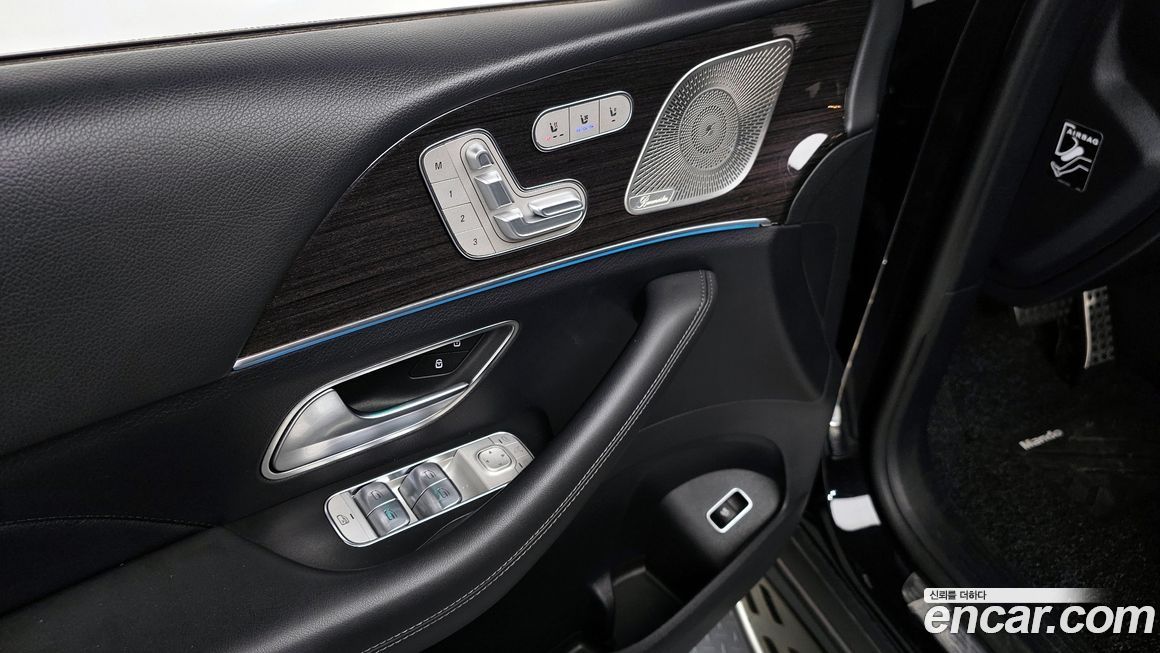 Mercedes-Benz GLE-Class 2021