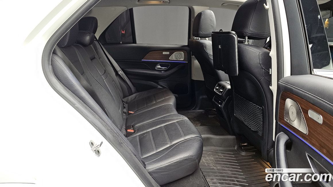 Mercedes-Benz GLE-Class 2021