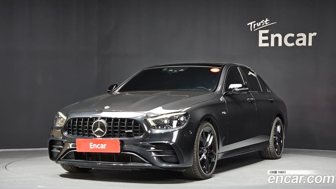 Mercedes-Benz E-Class 2023