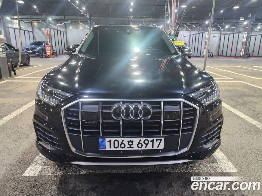 Audi Q7 2023