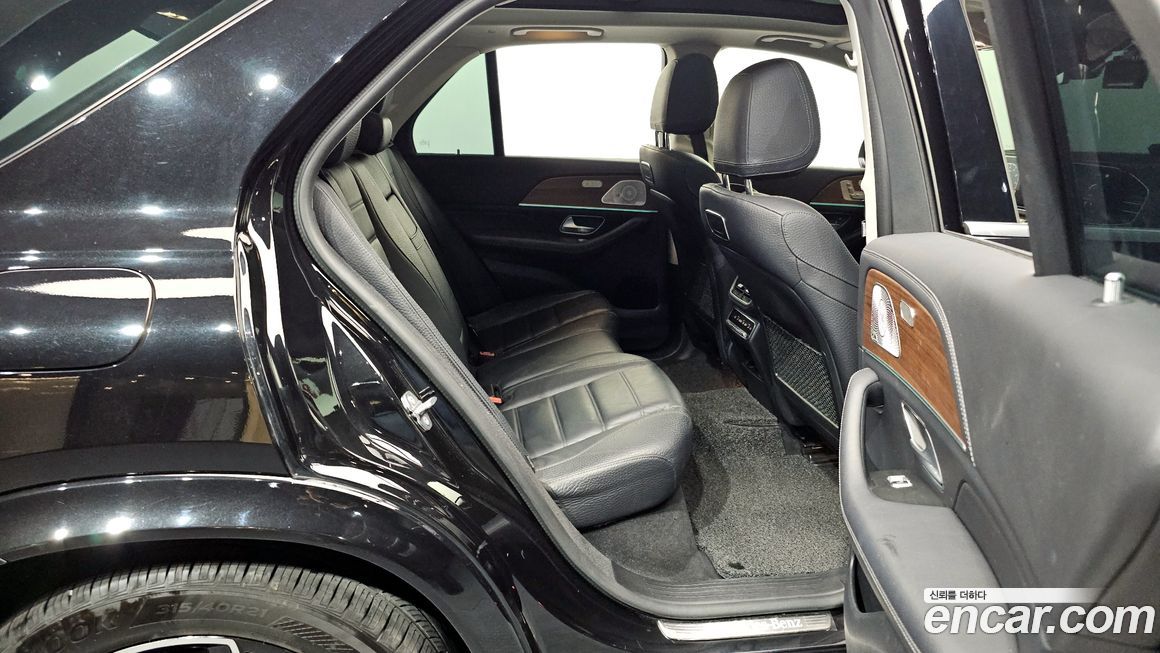 Mercedes-Benz GLE-Class 2020