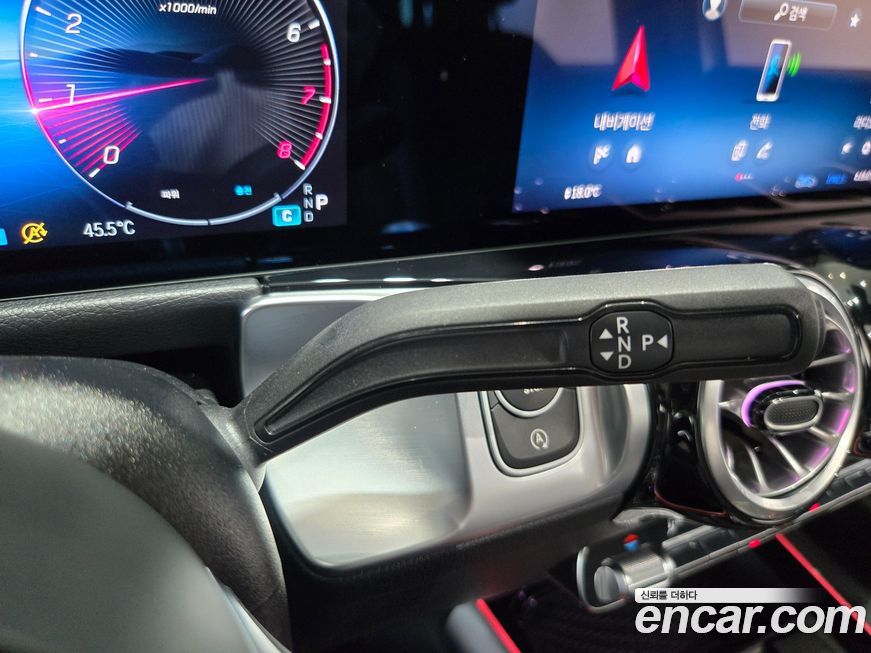 Mercedes-Benz GLB-Class 2026