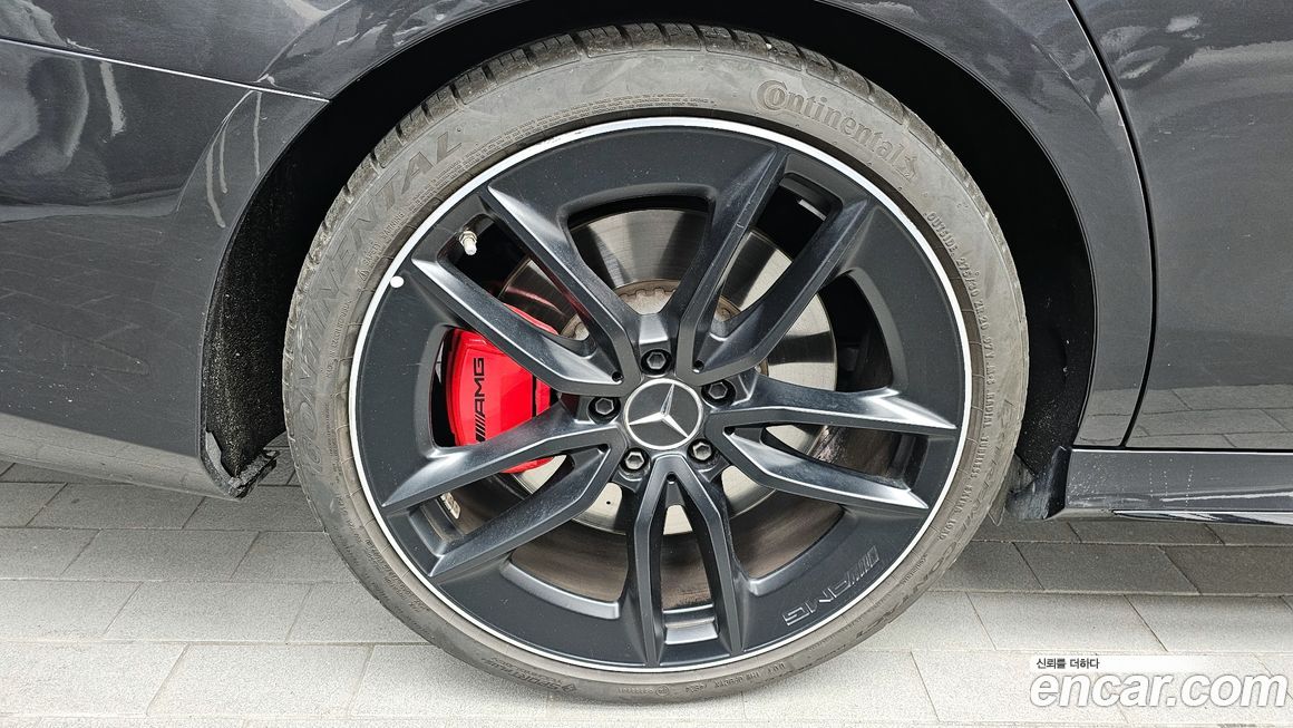 Mercedes-Benz E-Class 2023