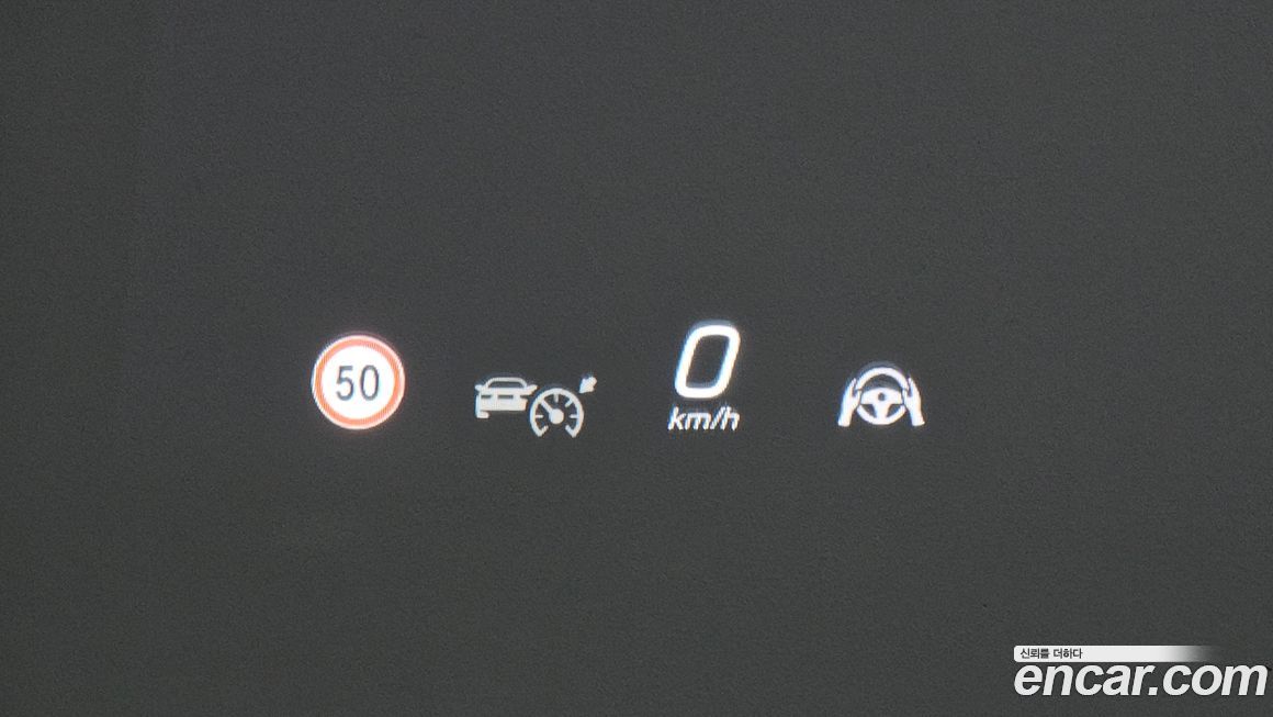 Mercedes-Benz E-Class 2025