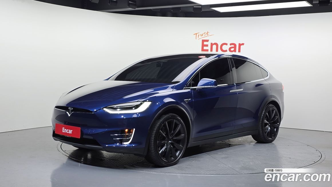 Tesla Model X 2020