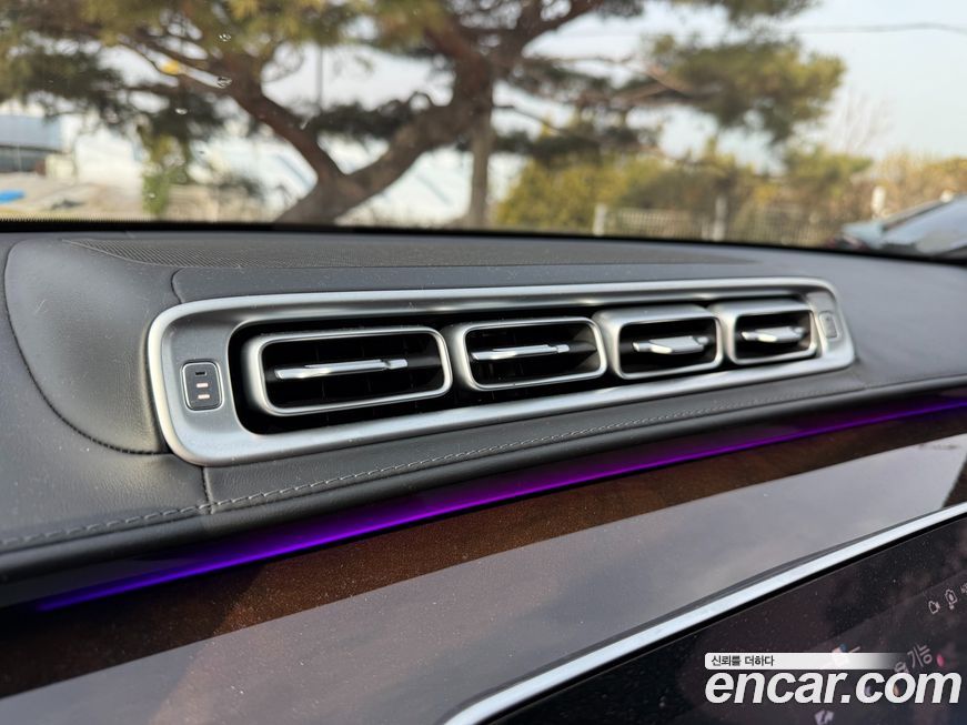 Mercedes-Benz S-Class 2021