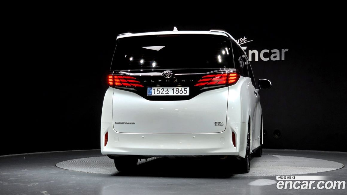 Toyota Alphard 2024