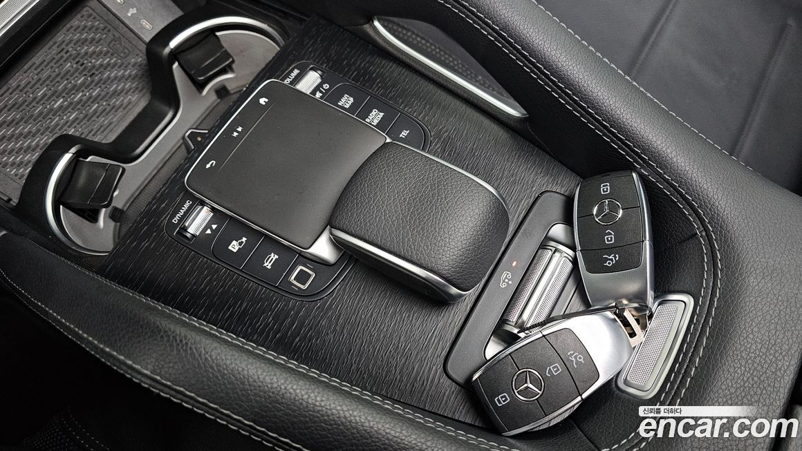 Mercedes-Benz GLE-Class 2025