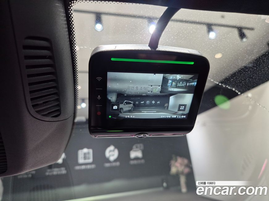 Mercedes-Benz E-Class 2025