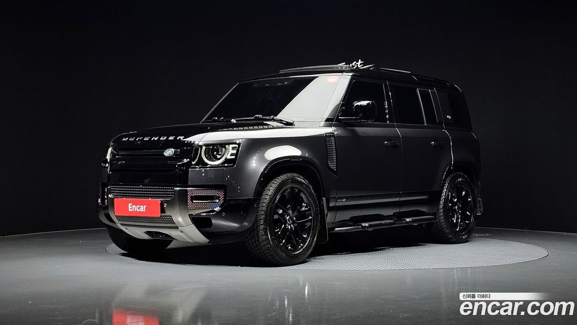 Land Rover Defender 2024