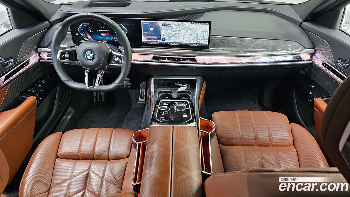 BMW 7-Series 2024