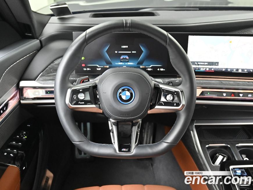 BMW i7 2024
