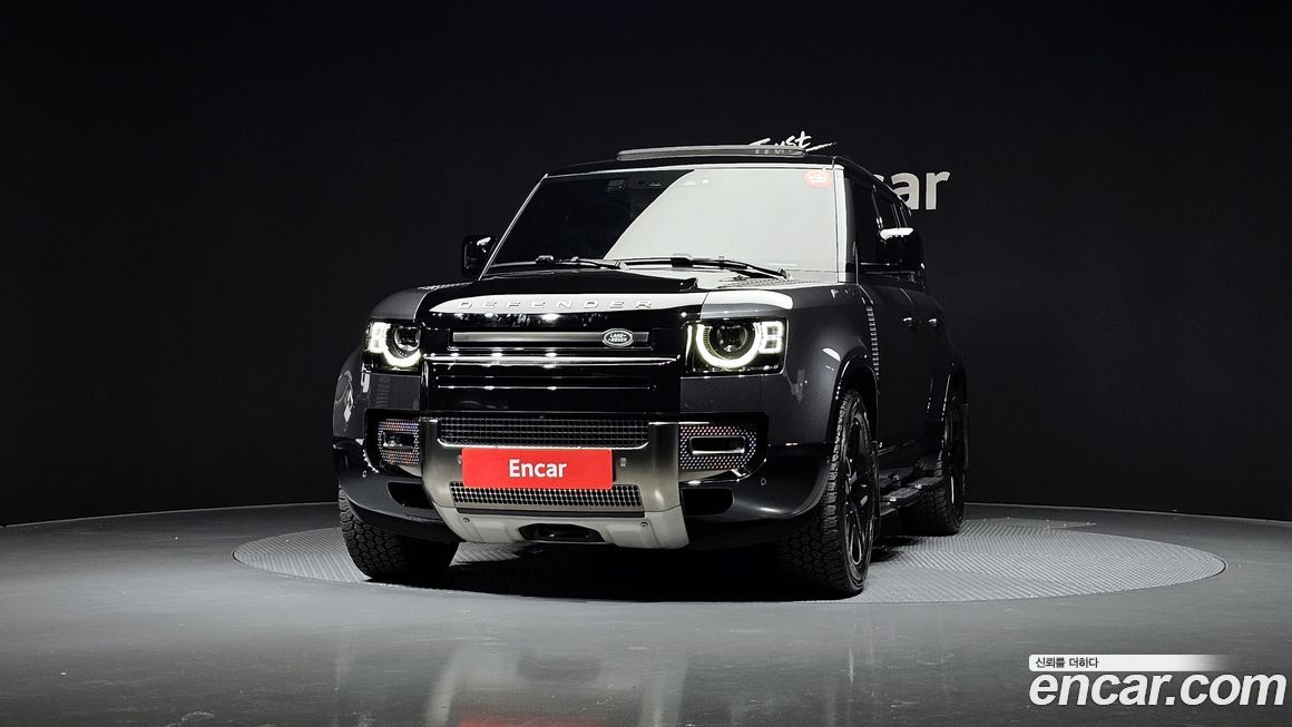 Land Rover Defender 2024
