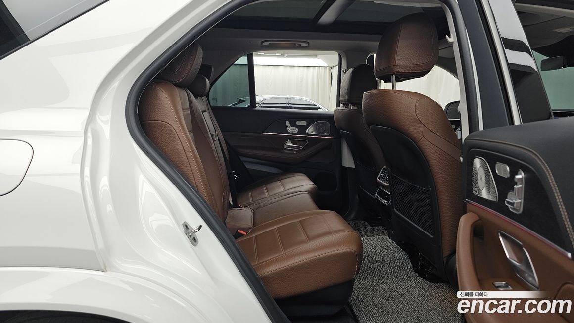 Mercedes-Benz GLE-Class 2025