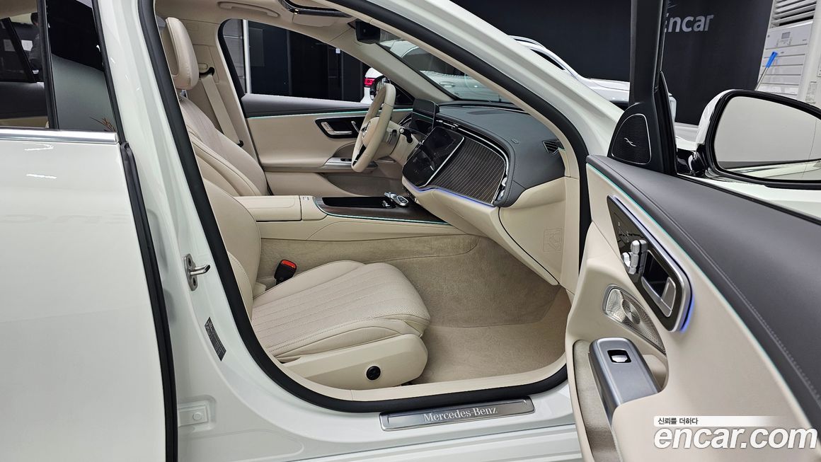 Mercedes-Benz E-Class 2025