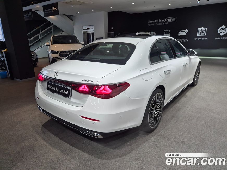 Mercedes-Benz E-Class 2025