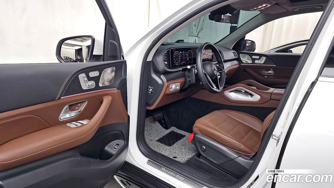 Mercedes-Benz GLE-Class 2025