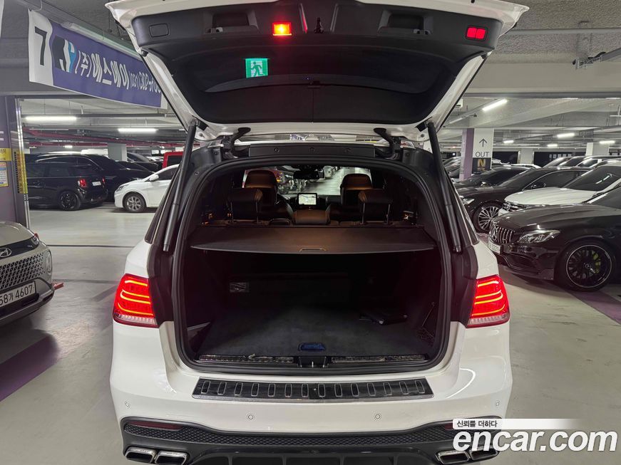 Mercedes-Benz GLE-Class 2016