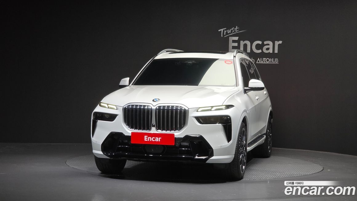 BMW X7 2025