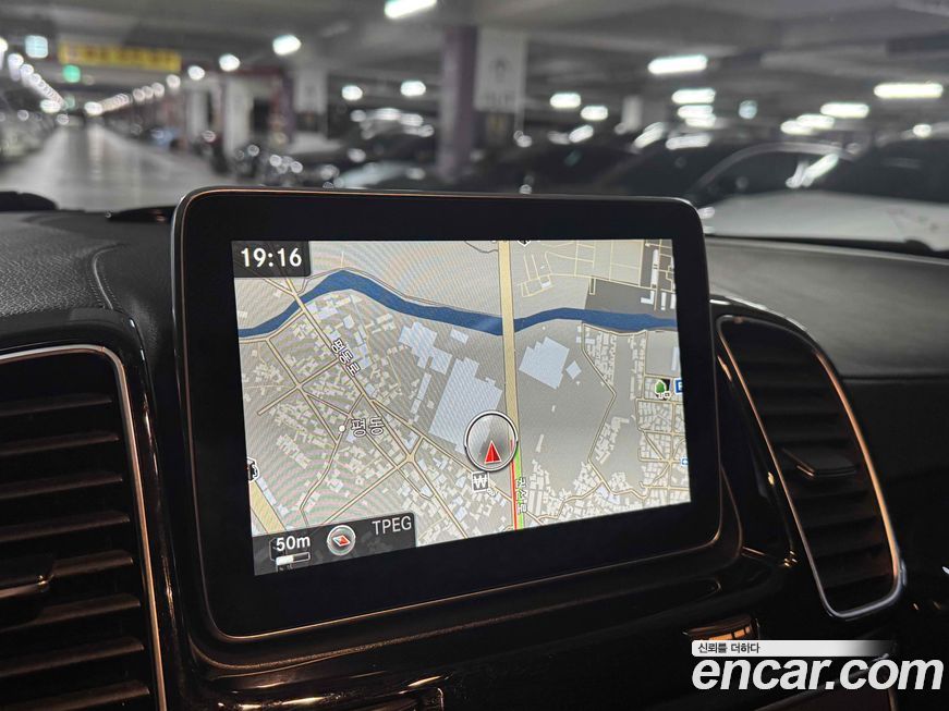 Mercedes-Benz GLE-Class 2016