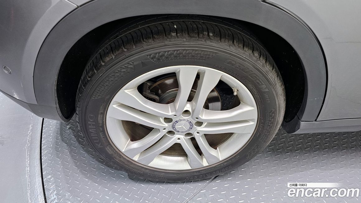 Mercedes-Benz GLA-Class 2017