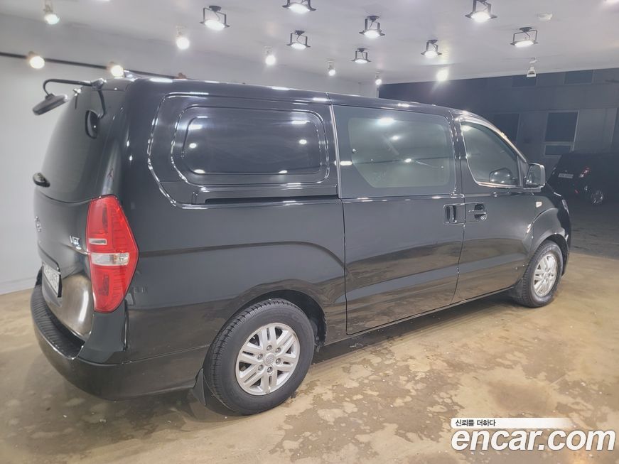 Hyundai Starex 2021