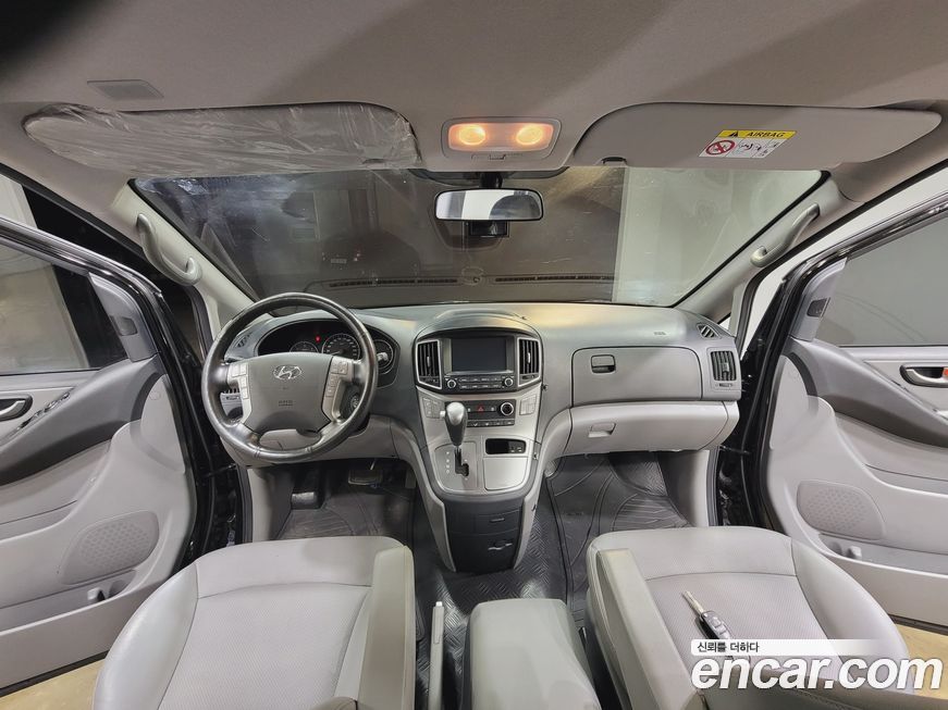 Hyundai Starex 2021