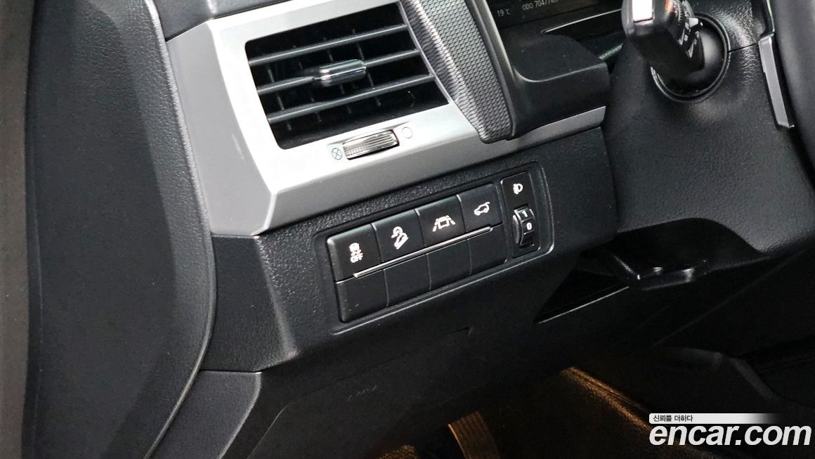 KG_Mobility_Ssangyong Rexton 2023