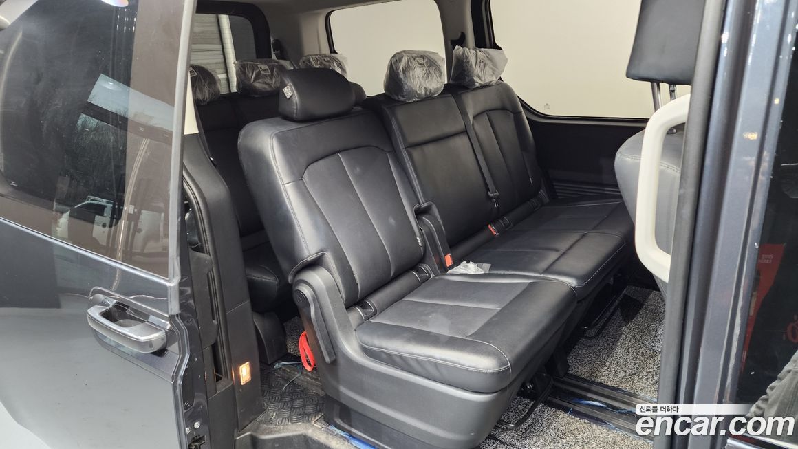 Hyundai Staria 2022
