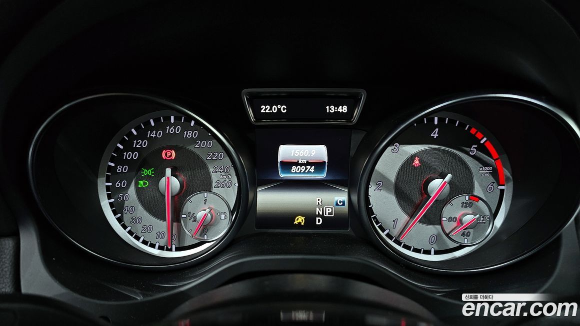 Mercedes-Benz GLA-Class 2017