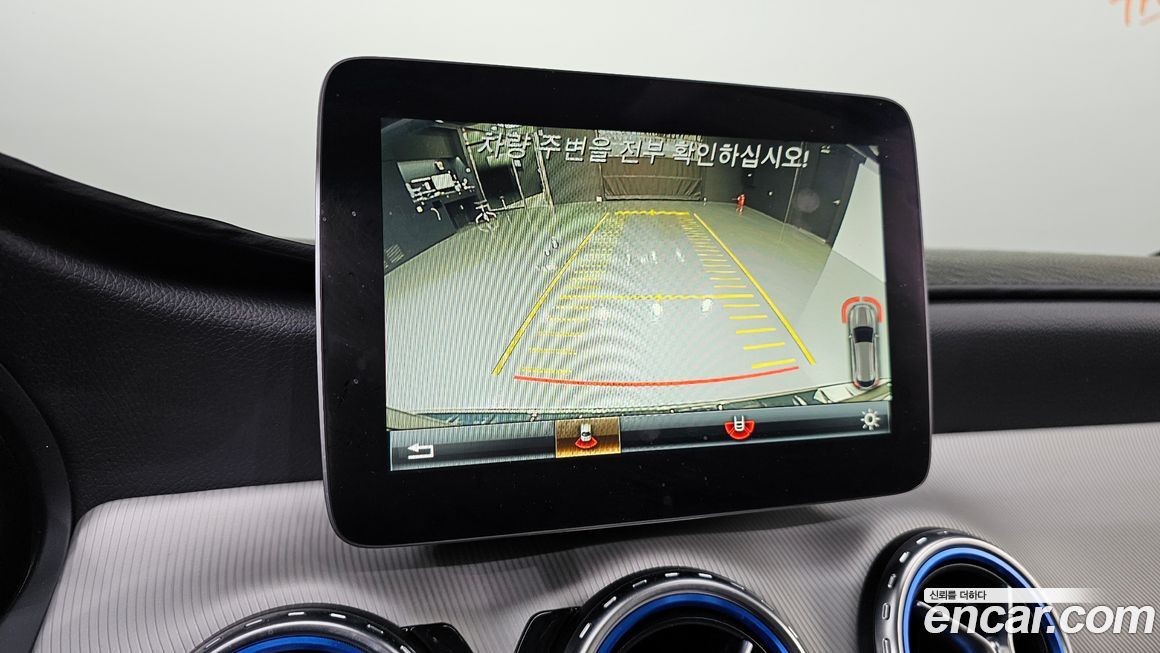 Mercedes-Benz GLA-Class 2017