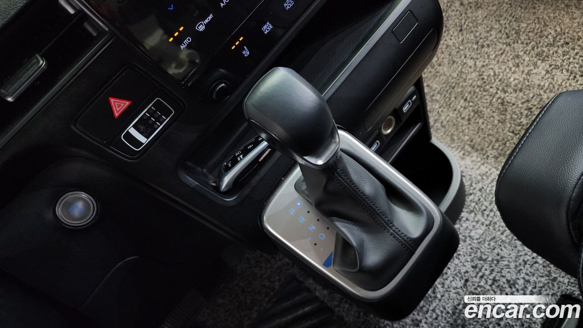 Hyundai Staria 2022