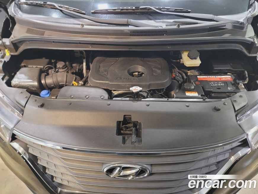 Hyundai Starex 2021