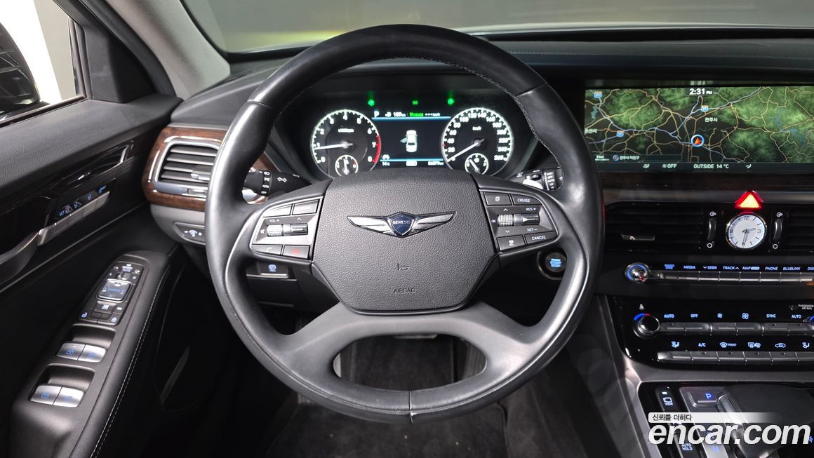 Genesis EQ900 2016