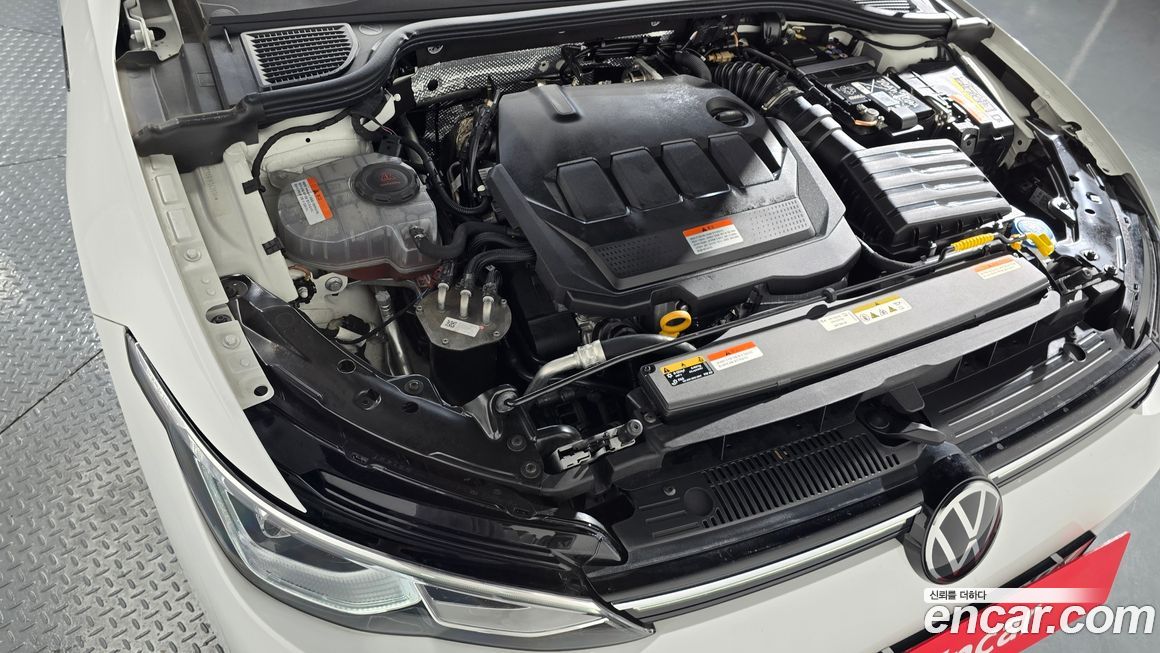 Volkswagen Golf 2024