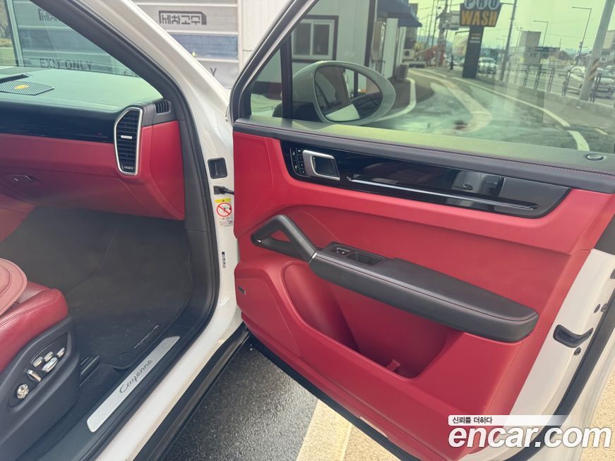 Porsche Cayenne 2020