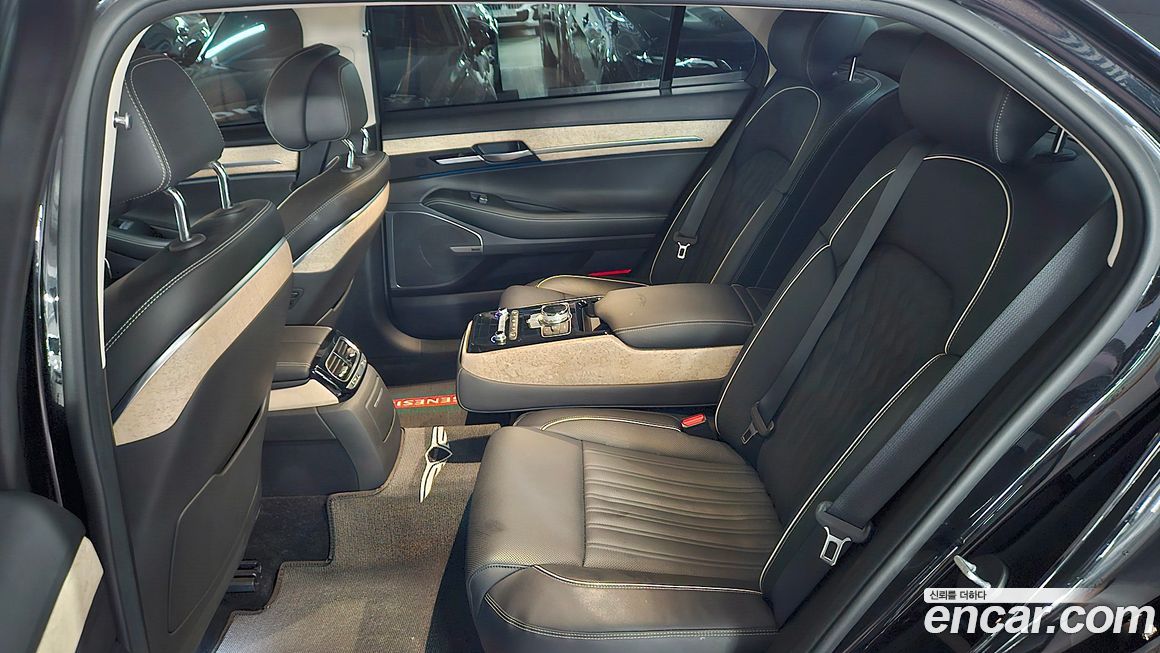Genesis G90 2021