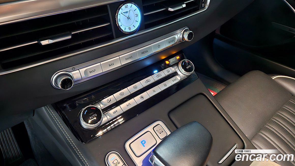 Genesis G90 2021