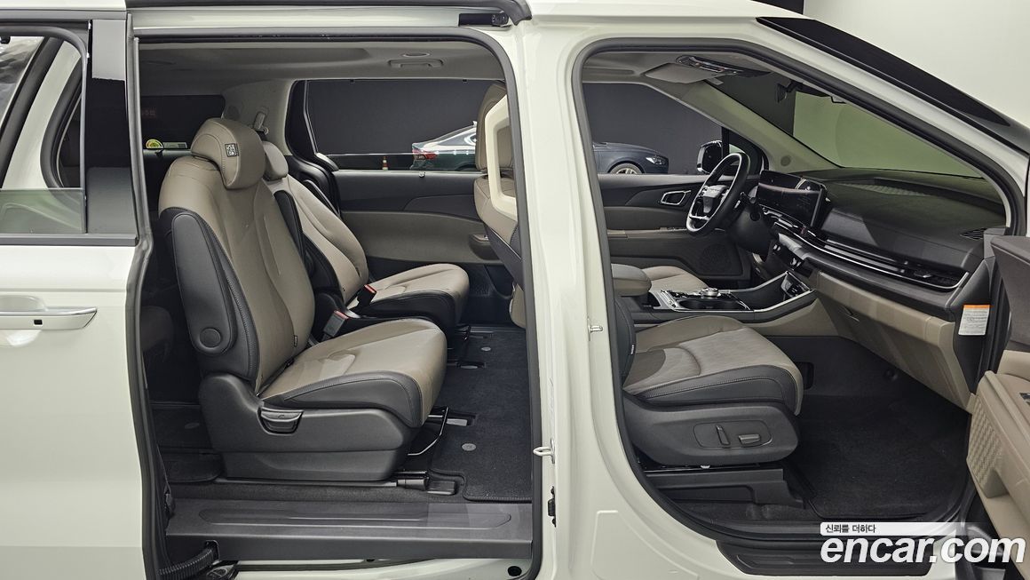 Kia Canival 2025
