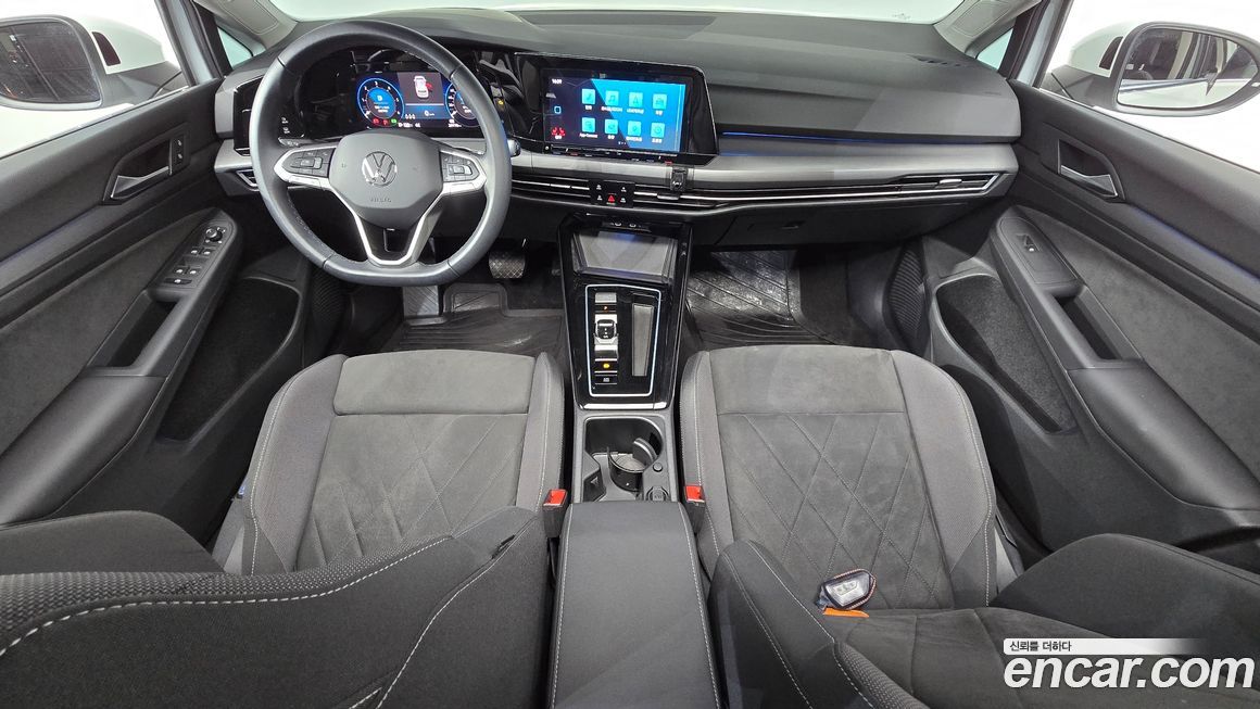 Volkswagen Golf 2024