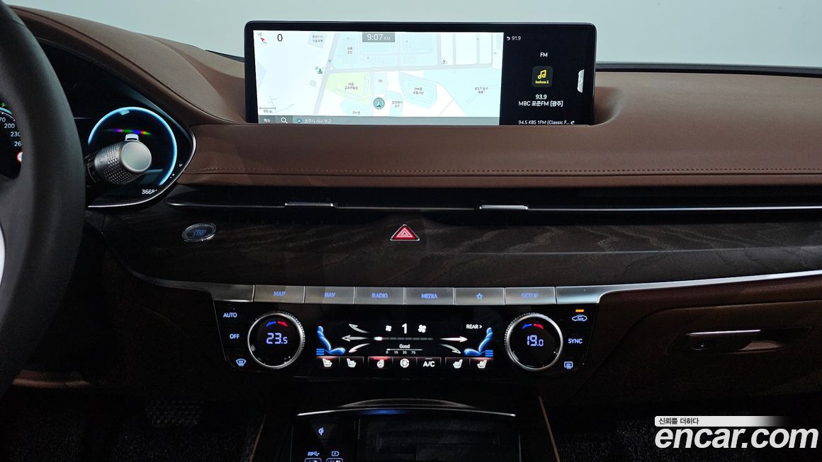 Genesis G80 2022