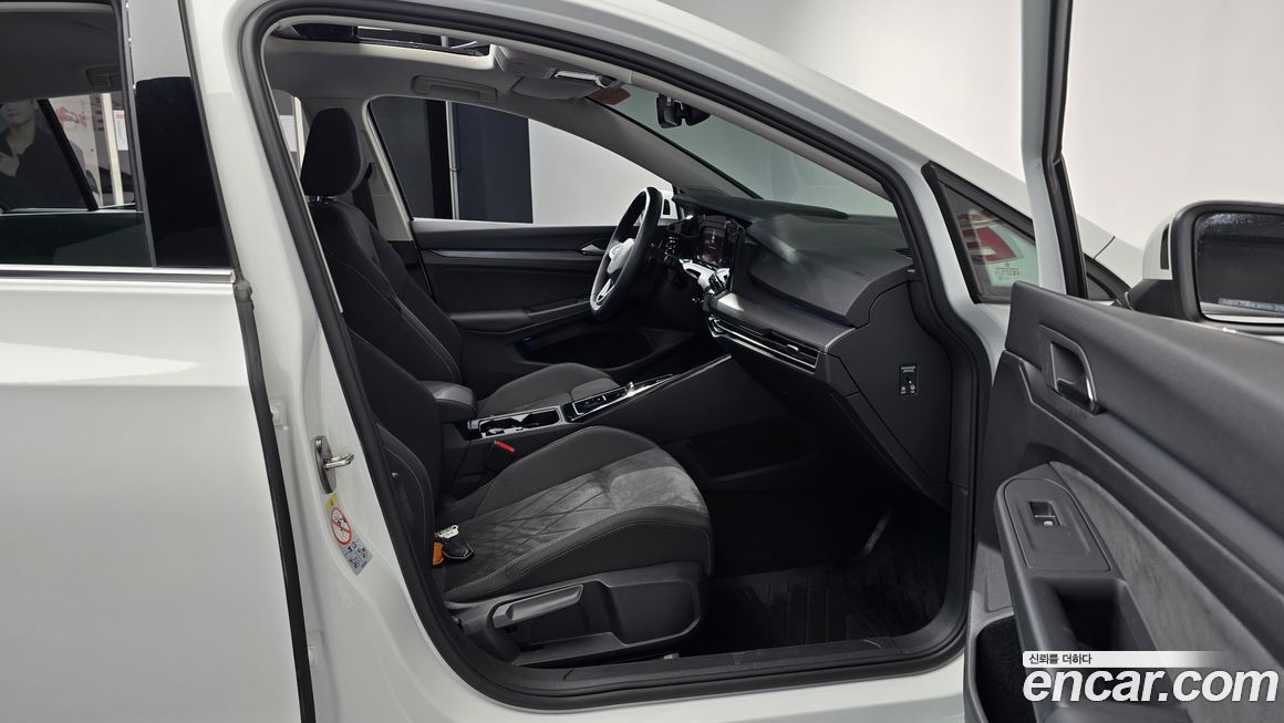 Volkswagen Golf 2024