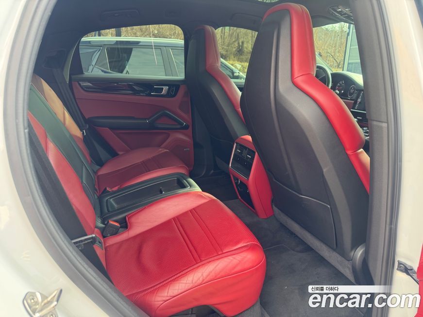 Porsche Cayenne 2020