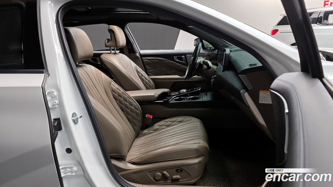 Kia K8 2023