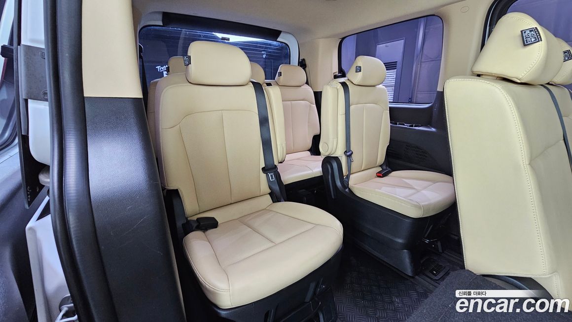 Hyundai Staria 2023
