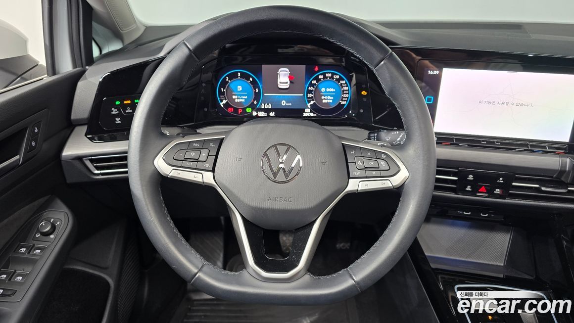 Volkswagen Golf 2024