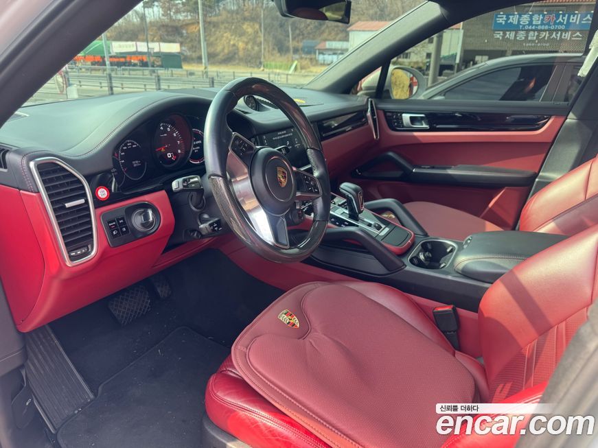 Porsche Cayenne 2020