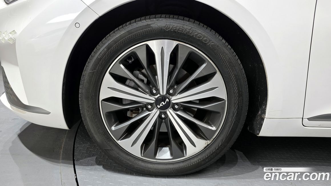 Kia K8 2023