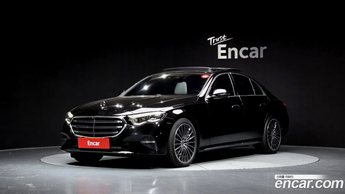 Mercedes-Benz E-Class 2025