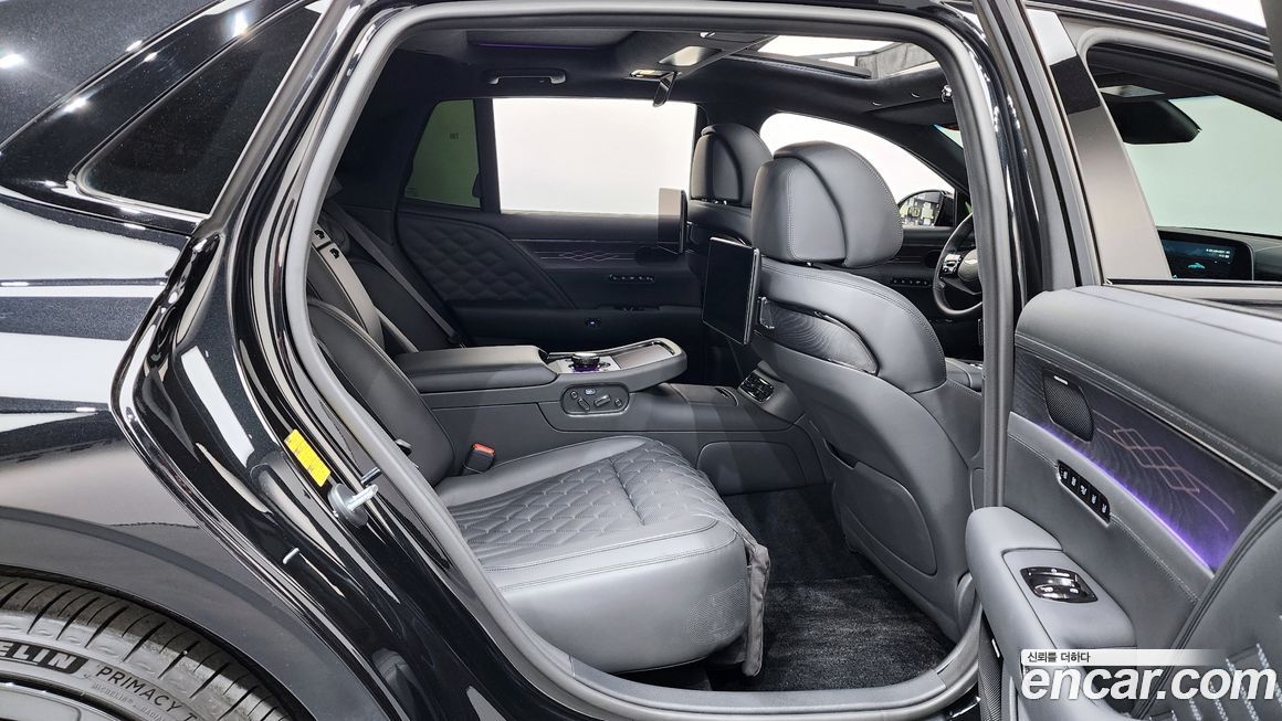 Genesis G90 2025